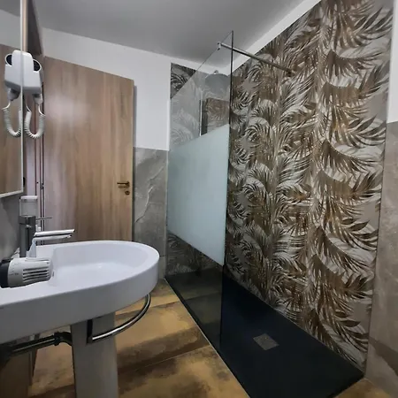 Viccinella House Apartment