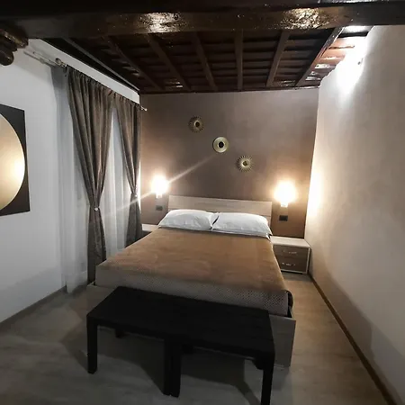 Viccinella House